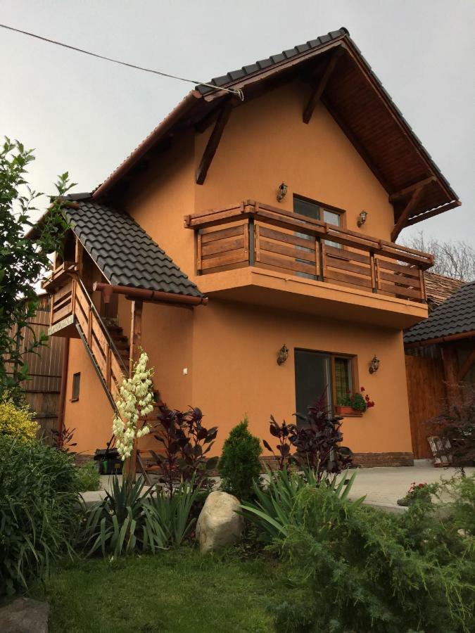 Casa Tibi Praid Exterior foto