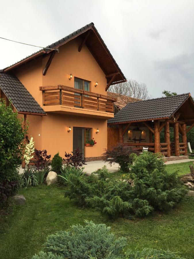 Casa Tibi Praid Exterior foto